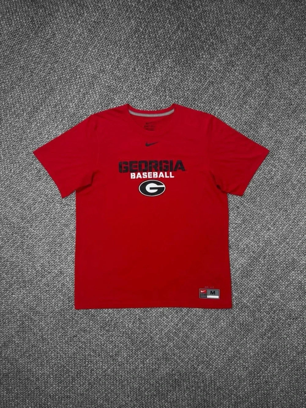 Nike Dri-FIT Georgia Bulldogs Baseball Graphic Performance T-Shirt Size Medium